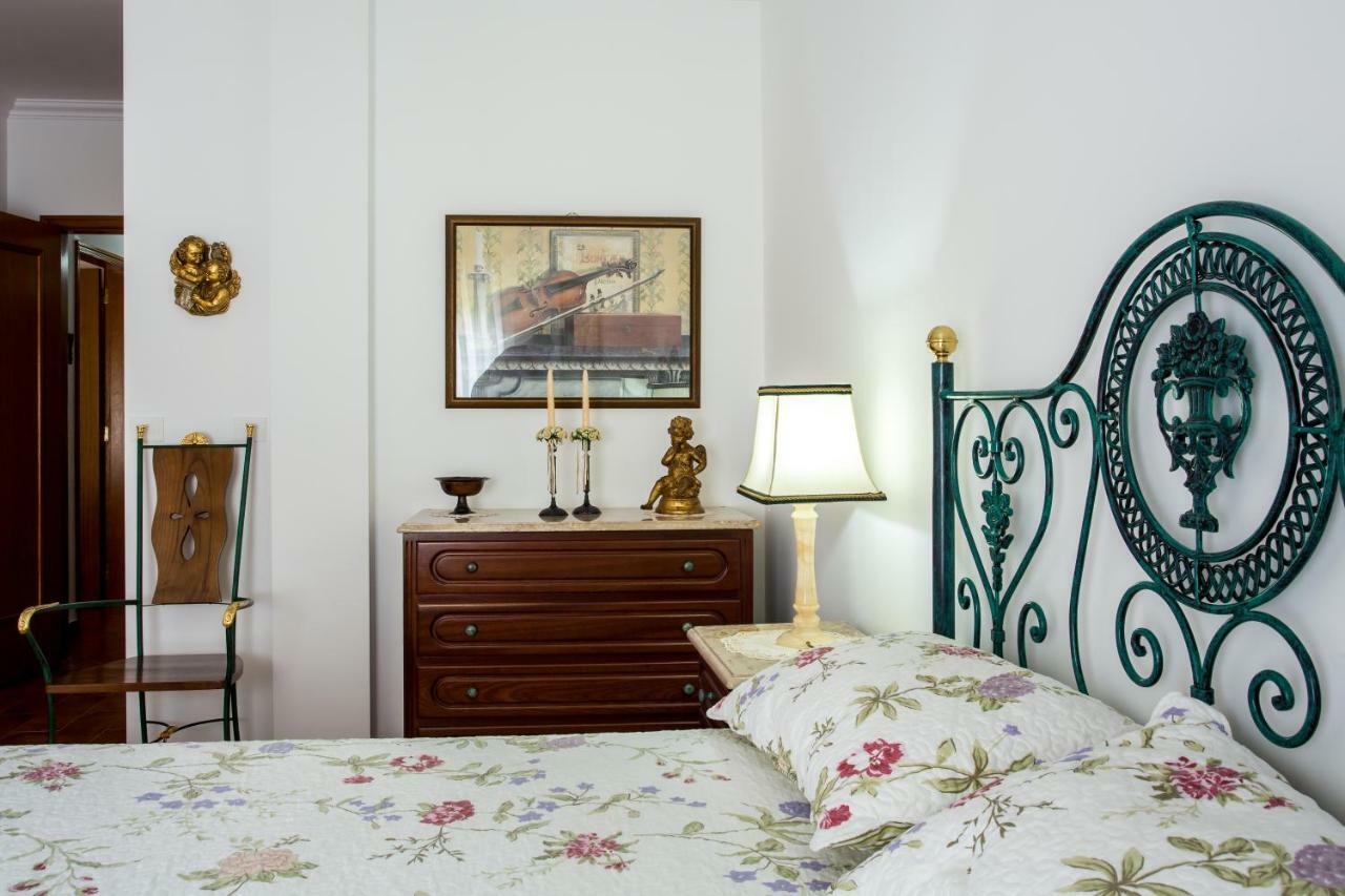 Elegant Sea View Apartment Nazaré Dış mekan fotoğraf