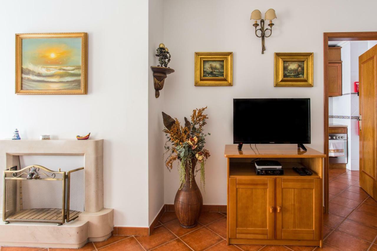 Elegant Sea View Apartment Nazaré Dış mekan fotoğraf